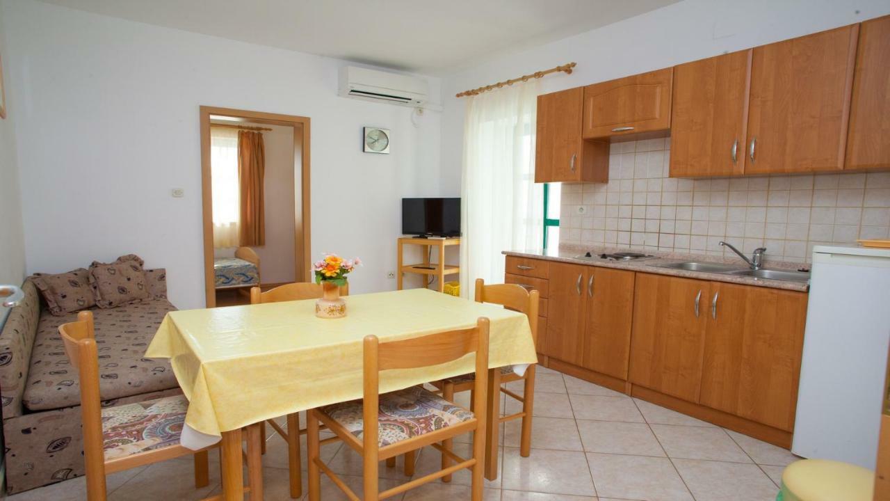 Apartments Basaca Pag Town Kültér fotó
