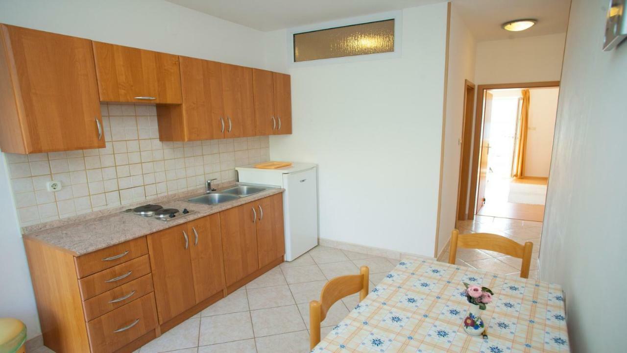 Apartments Basaca Pag Town Kültér fotó